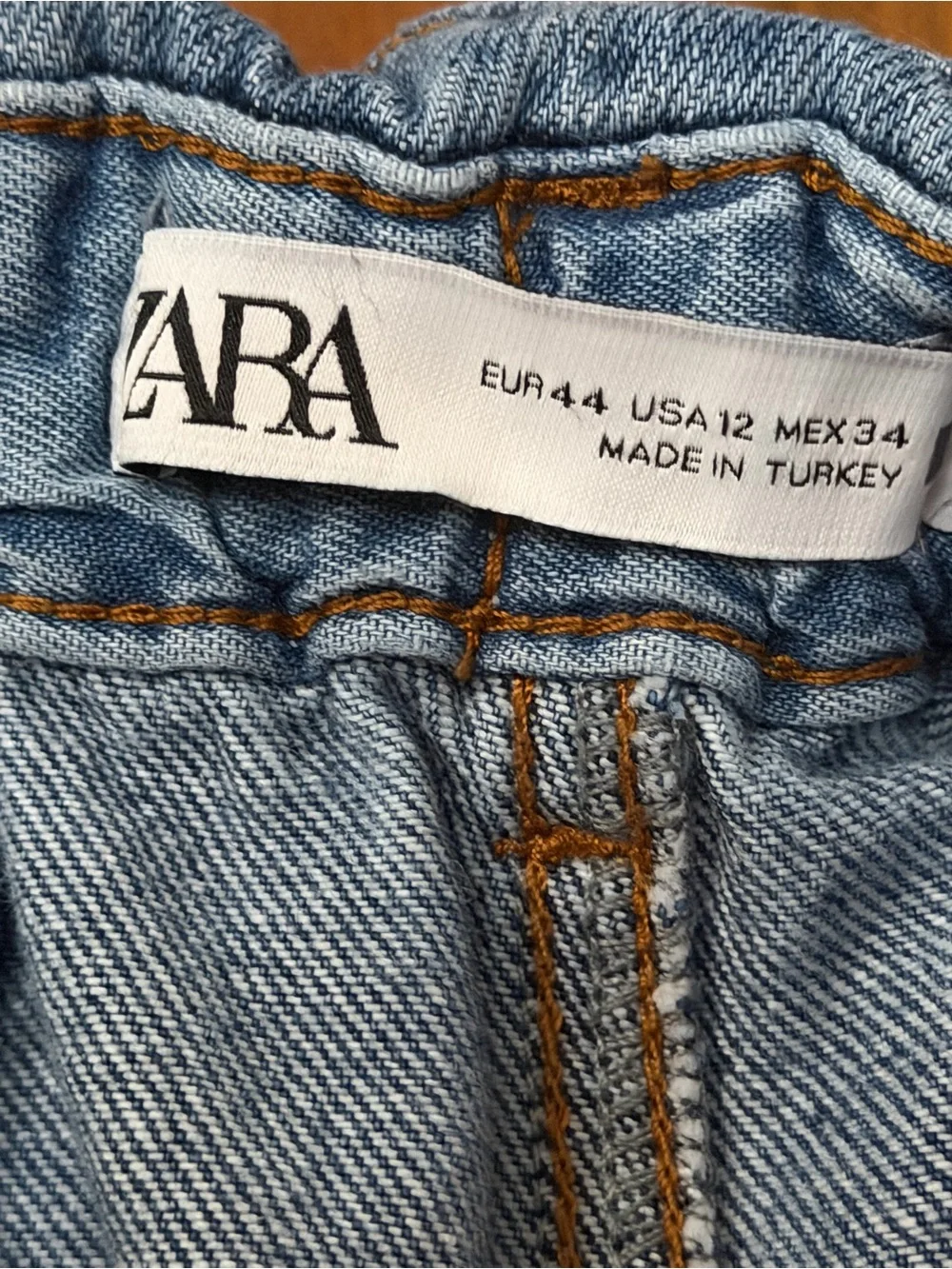 Zara Blue Denim Ankle Jeans - Cropped Fit